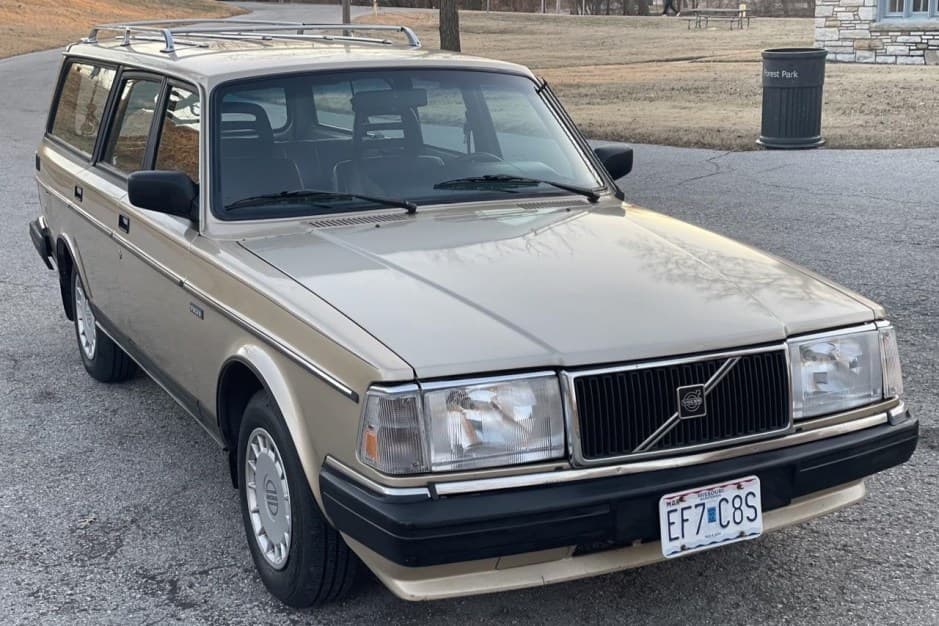 1988 Volvo 240 sold for $5,000