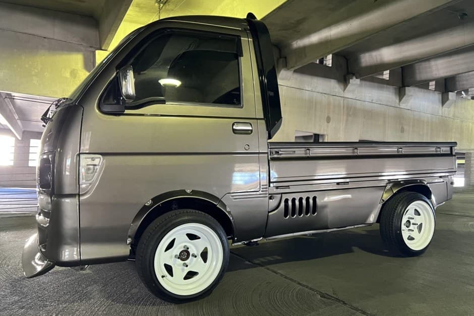1997 Daihatsu Hijet sold for $12,000