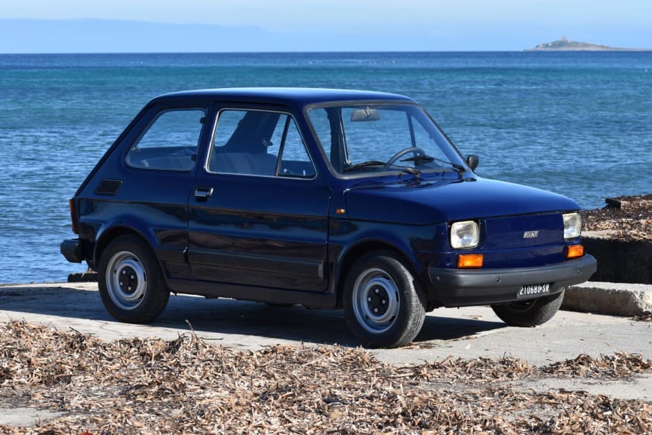 1977 Fiat 126 sold for $3,700
