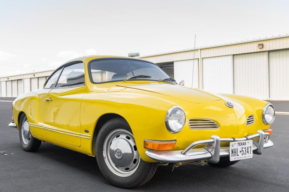 1971 Volkswagen Karmann Ghia sold for $17,500