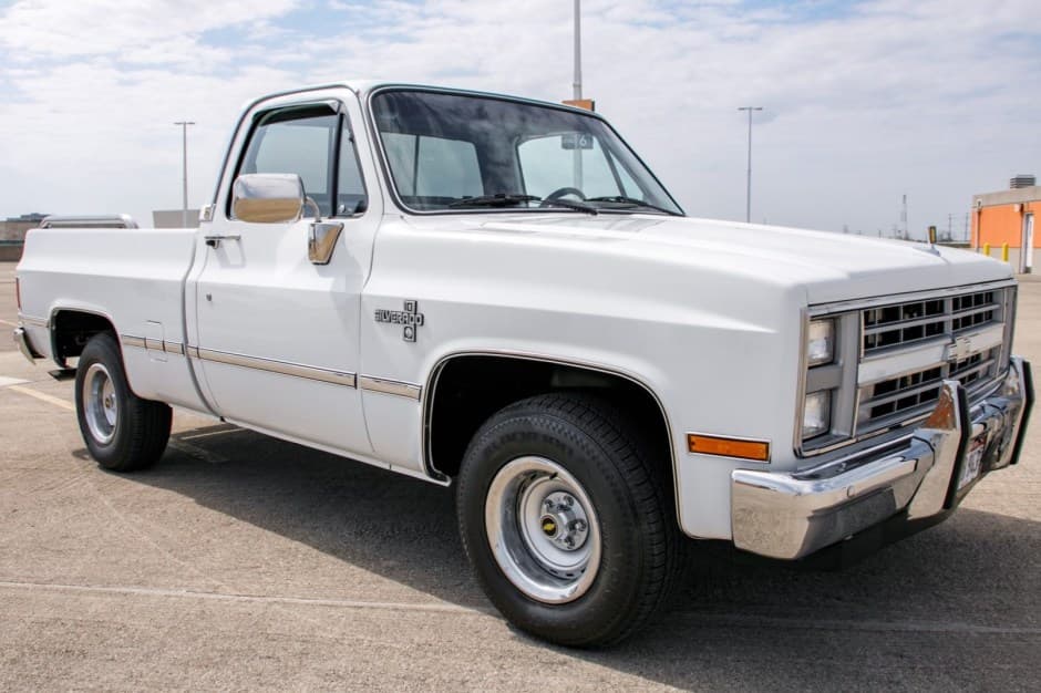 1987 Chevrolet C/K (1973-1991) sold for $18,350
