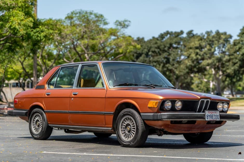 1977 BMW E12 5-Series sold for $17,000