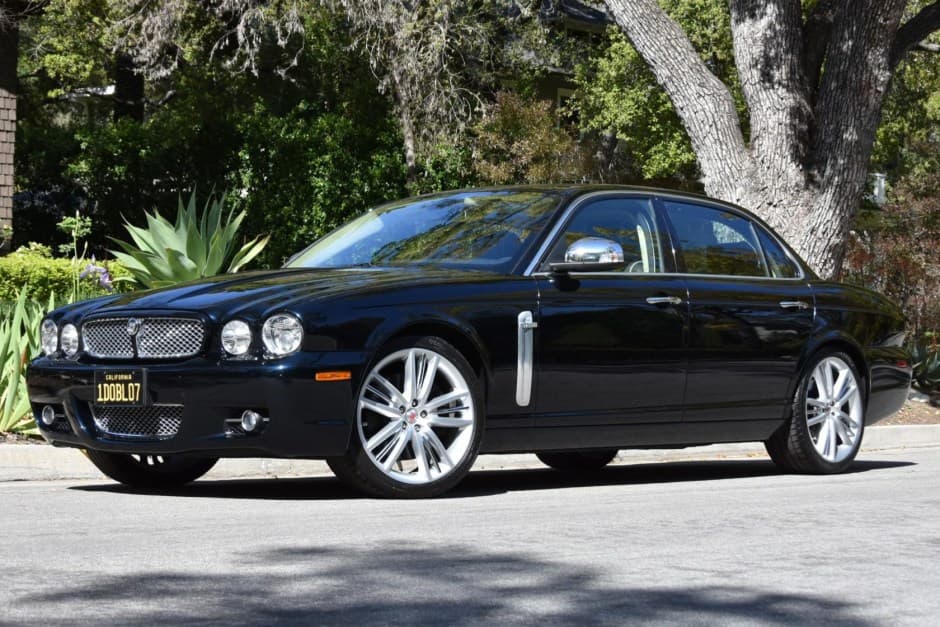 2009 Jaguar X350/X356/X358 XJ (2004-2009) sold for $52,000