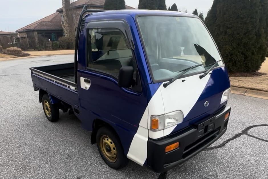1996 Subaru Sambar sold for $6,950