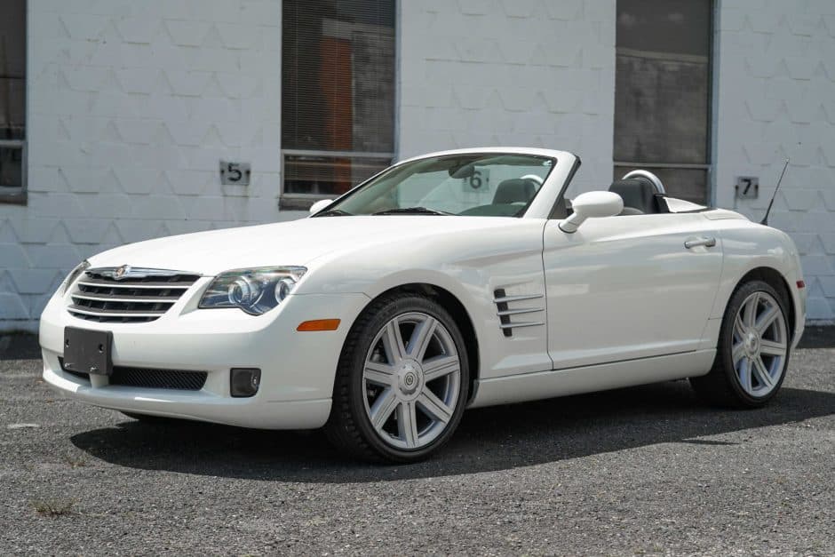 2005 Chrysler Crossfire sold for $22,027