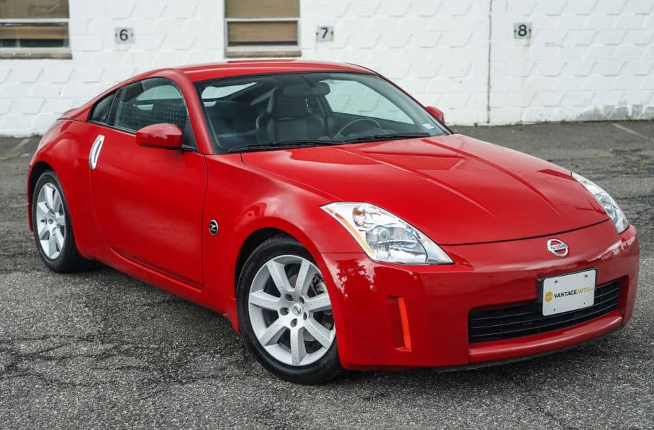 2004 Nissan 350Z sold for $16,000