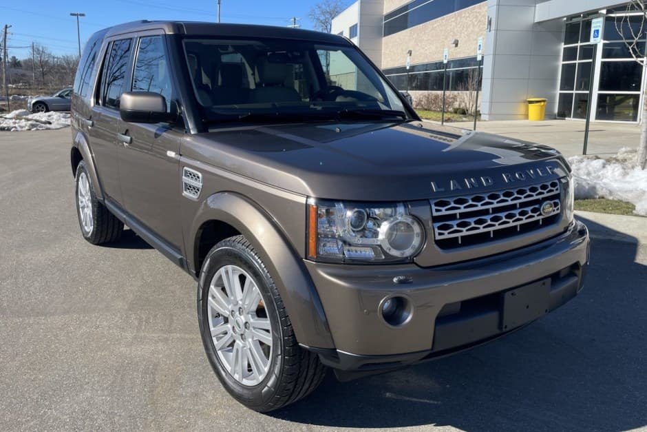 2010 Land Rover LR4 sold for $30,000