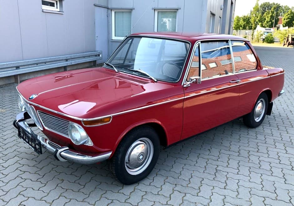 1966 BMW 1600 & 1602 sold for $21,500