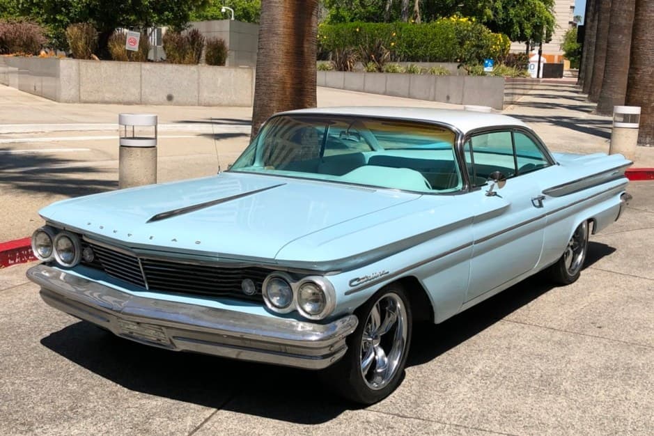 1960 Pontiac Catalina sold for $17,250