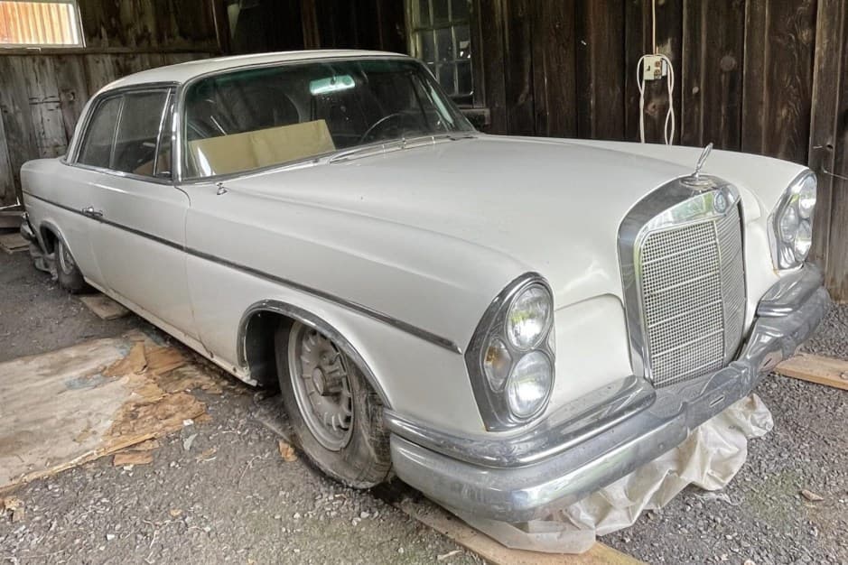 1963 Mercedes-Benz W111 Coupe & Cabriolet sold for $15,000