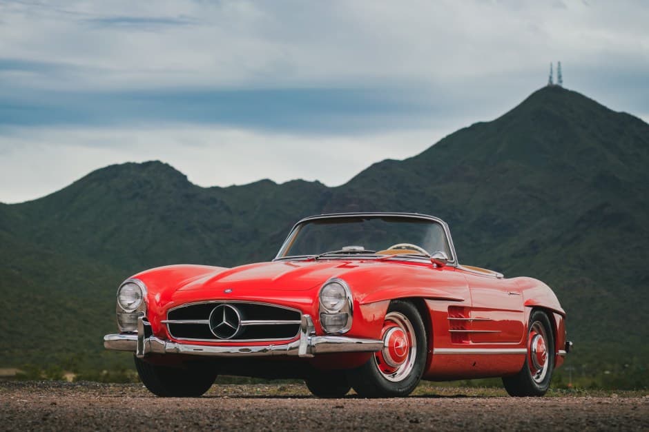 1960 Mercedes-Benz 300SL Gullwing & Roadster sold for $1,000,000