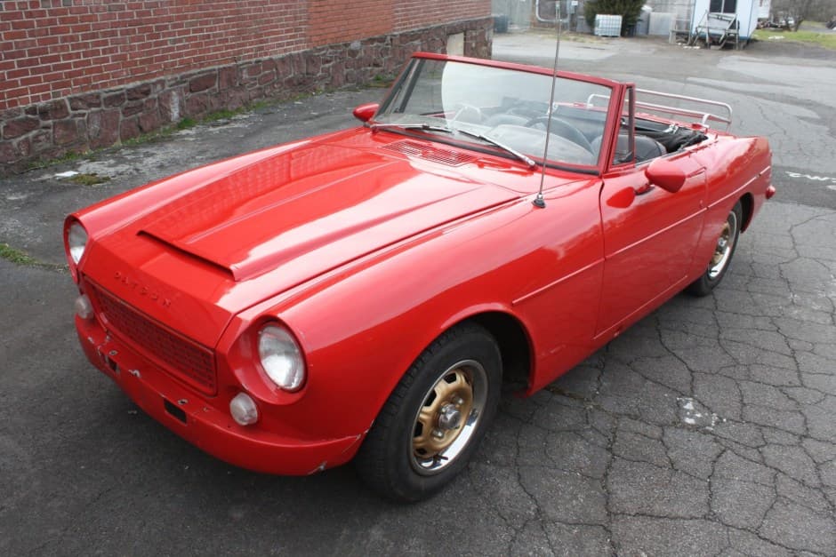 1965 Datsun Roadster sold for $6,125