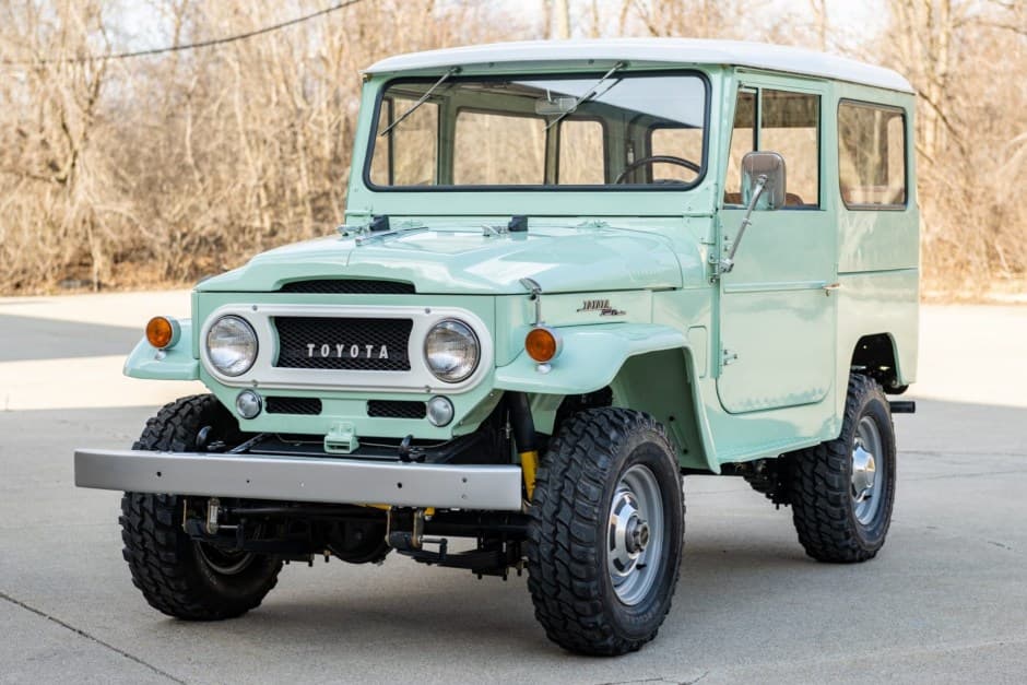 1966 Toyota Land Cruiser FJ40 sold for $42,000