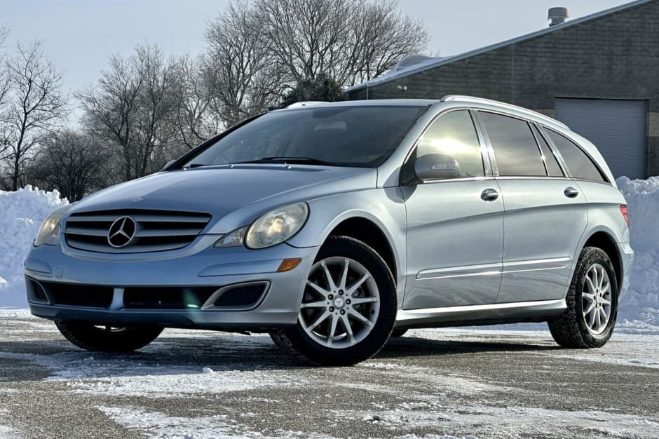 2006 Mercedes-Benz W251 R-Class sold for $7,100