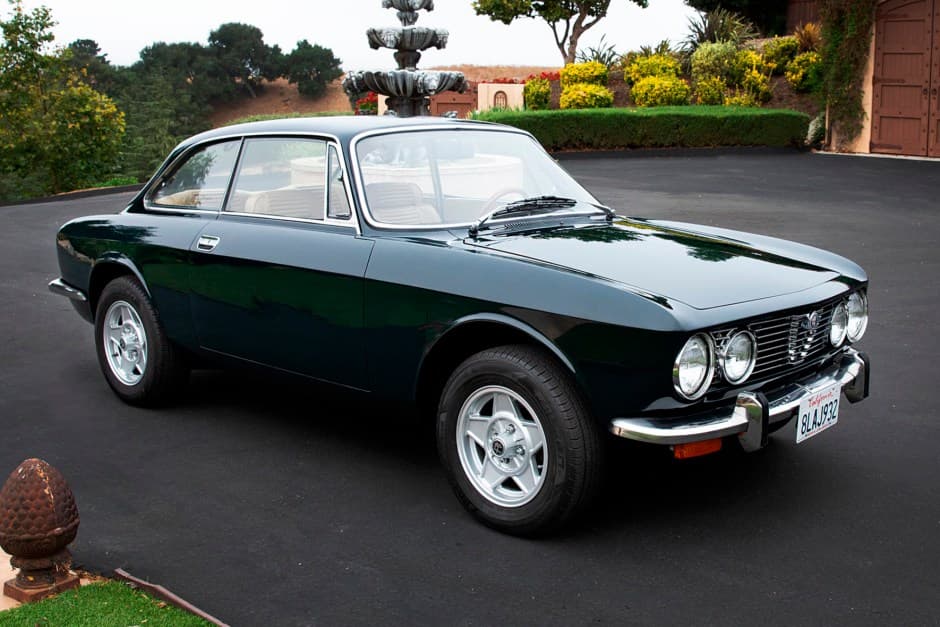 1974 Alfa Romeo 105/115 Series Coupe sold for $45,300
