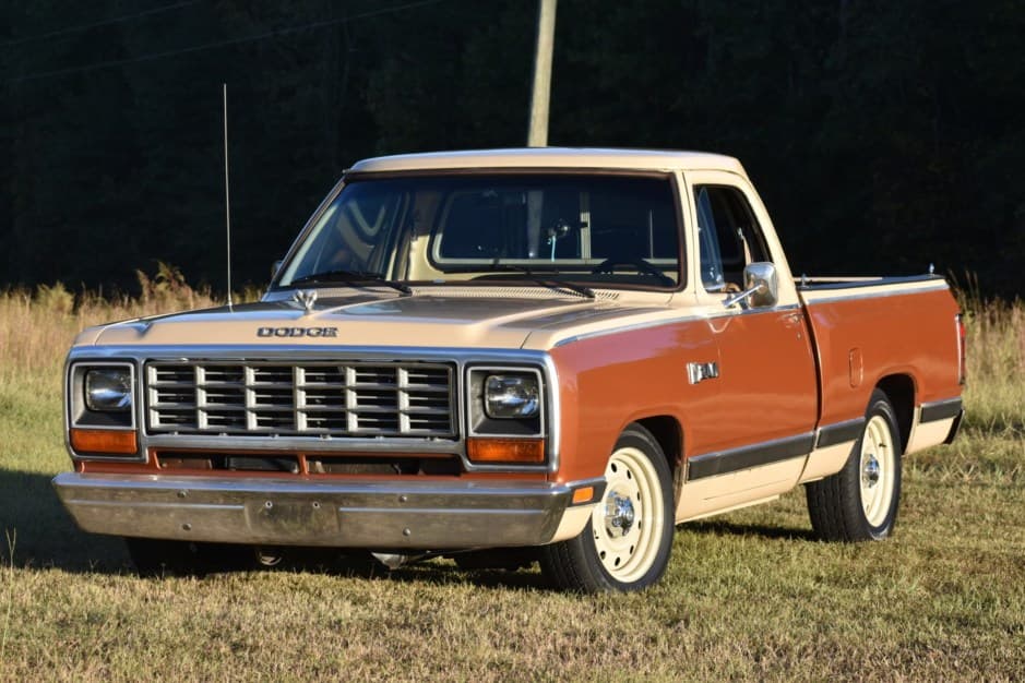 1984 Dodge Ram (1981-1993) sold for $8,000