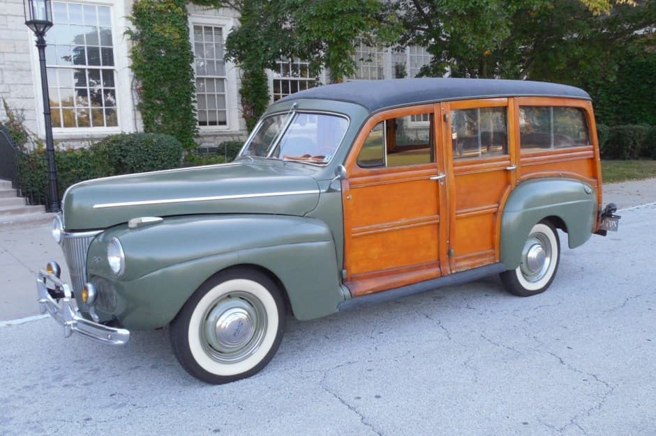 1941 Ford Standard, Deluxe, & Super Deluxe sold for $33,750