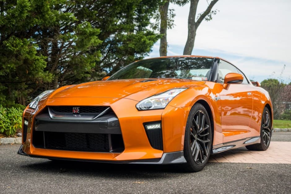 2019 Nissan GT-R R35 sold for $90,000
