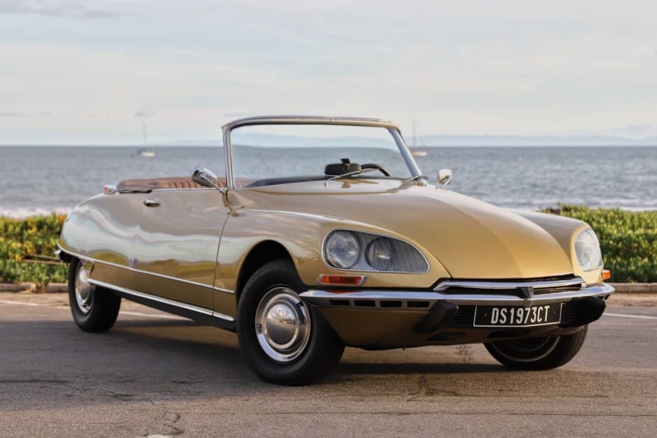 1973 Citroen DS sold for $88,500