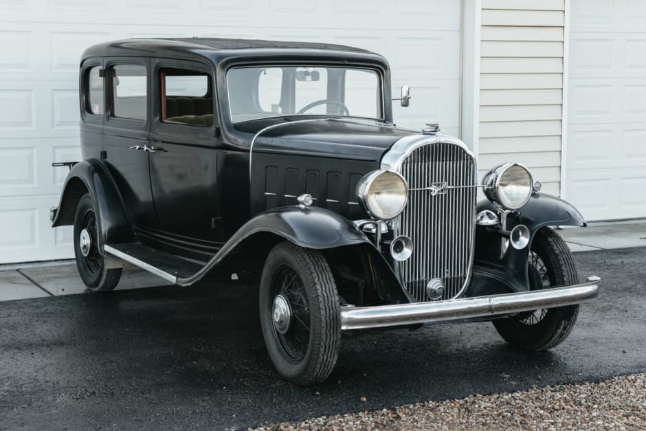 1932 Buick  sold for $8,600