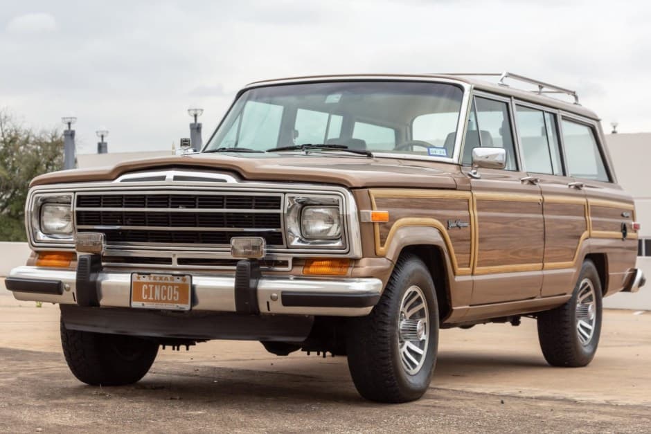 1988 Jeep SJ Grand Wagoneer sold for $28,000