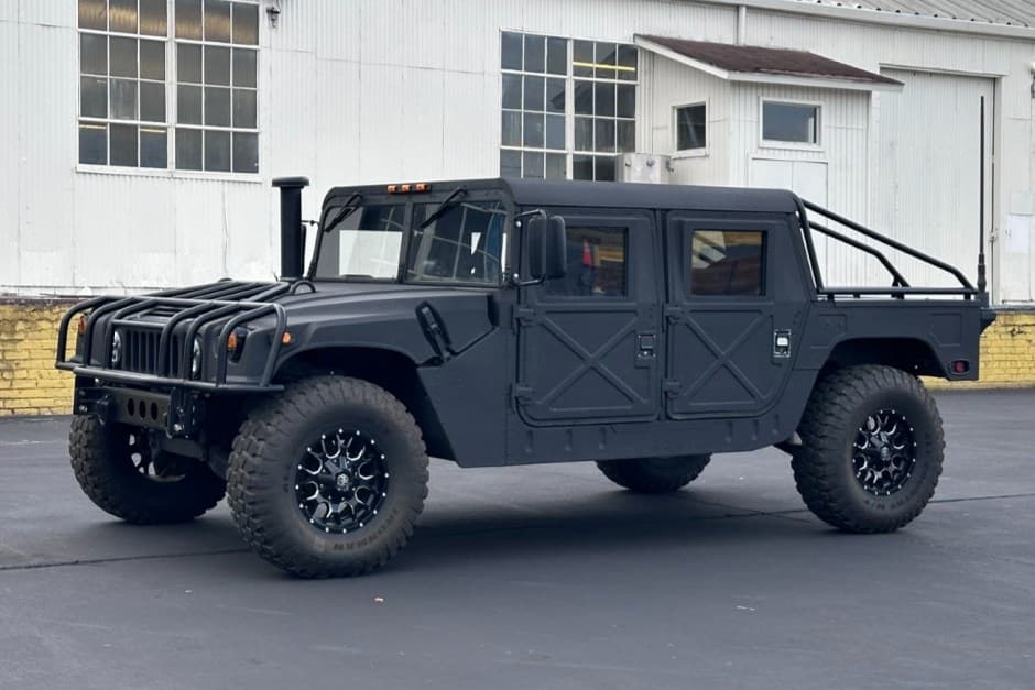 1991 Hummer HMMWV/Humvee sold for $39,250
