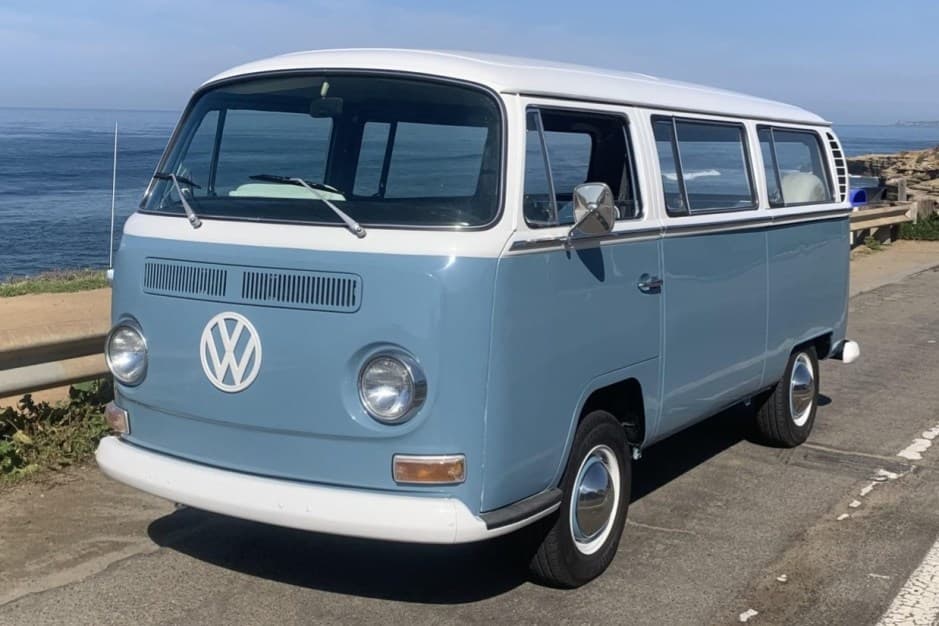 1969 Volkswagen Bay-Window Bus sold for $35,250