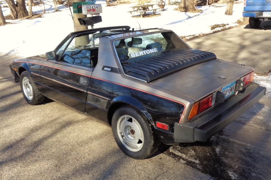 1985 Fiat X1/9 sold for $2,900