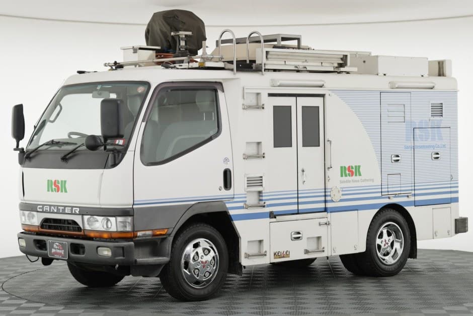 1997 Mitsubishi Canter sold for $14,250