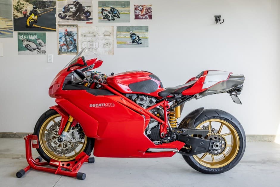 2006 Ducati 999 sold for $14,250