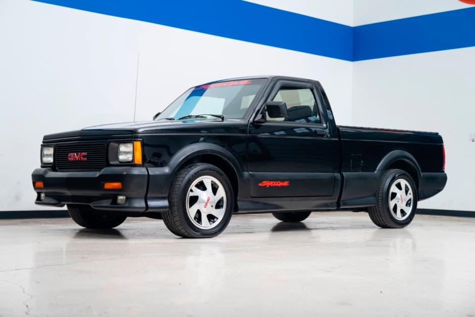 1991 GMC Syclone sold for $41,750