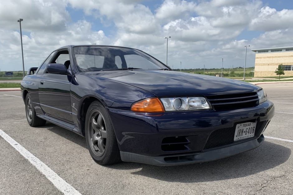 1989 Nissan R32 Skyline sold for $33,000