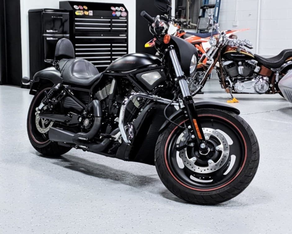 2007 Harley-Davidson V-Rod sold for $7,850