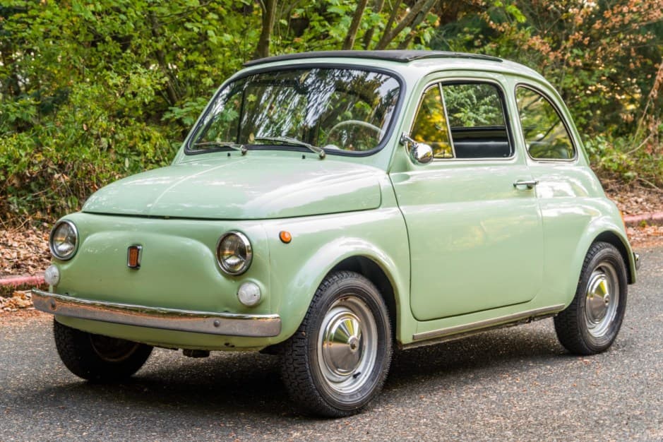 1964 Fiat Nuova 500 (1957-1975) sold for $9,000