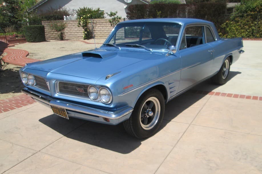 1963 Pontiac Tempest / LeMans sold for $32,000