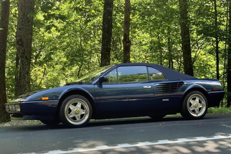 1986 Ferrari Mondial sold for $41,250