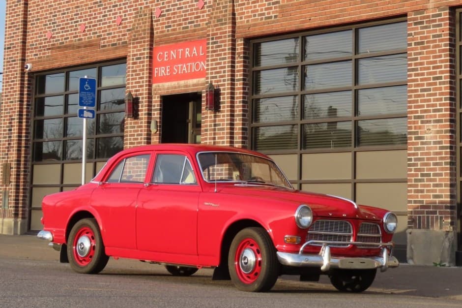 1965 Volvo Amazon sold for $13,050