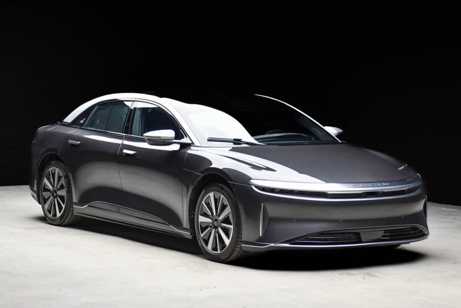 2022 Lucid Air sold for $105,000