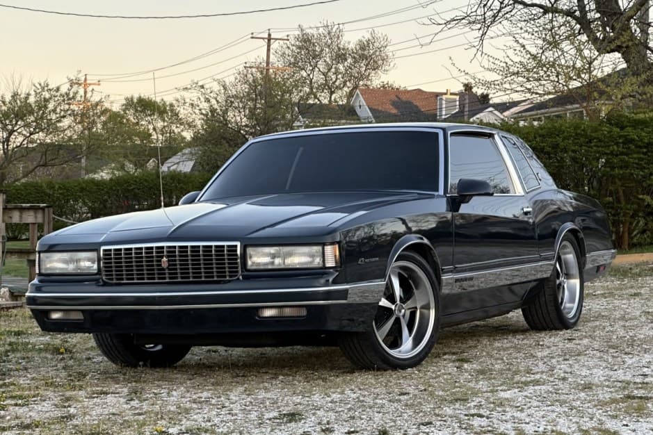 1986 Chevrolet Monte Carlo sold for $12,769