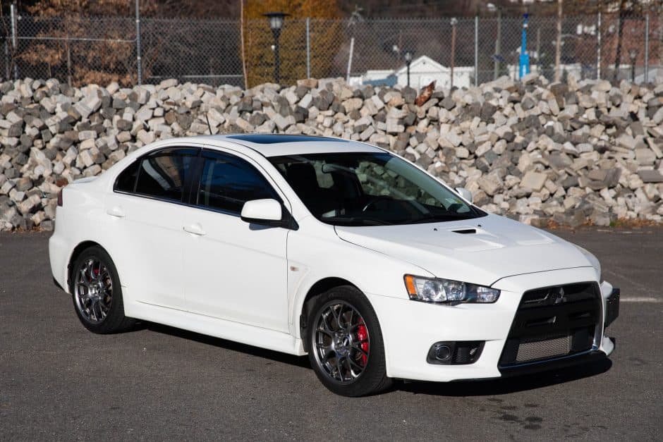 2014 Mitsubishi Lancer Evolution sold for $29,250