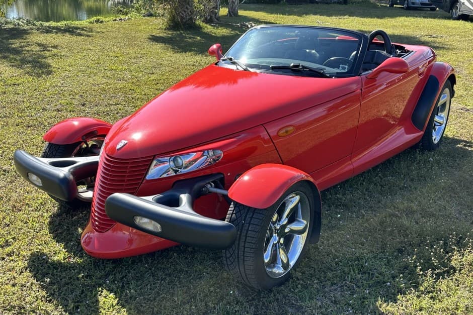 2000 Plymouth Prowler sold for $20,100