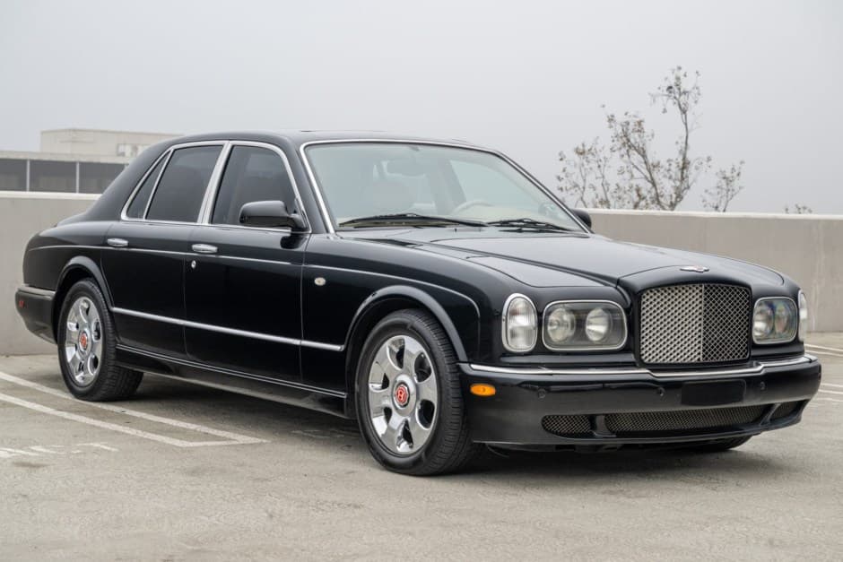 2001 Bentley Arnage sold for $13,000