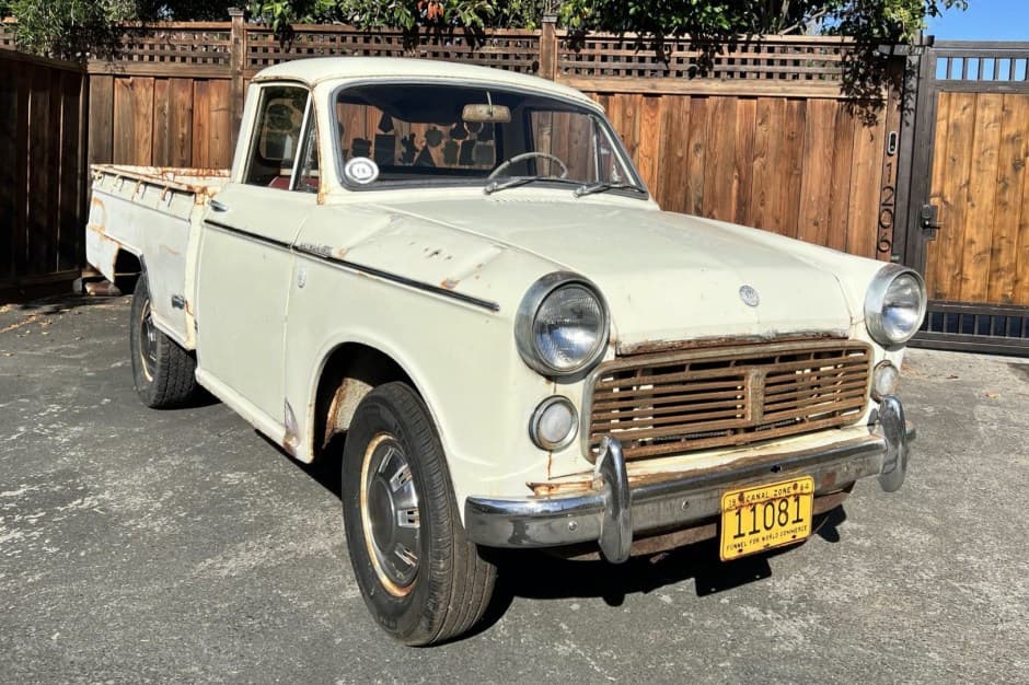 1964 Datsun Pickup sold for $2,200