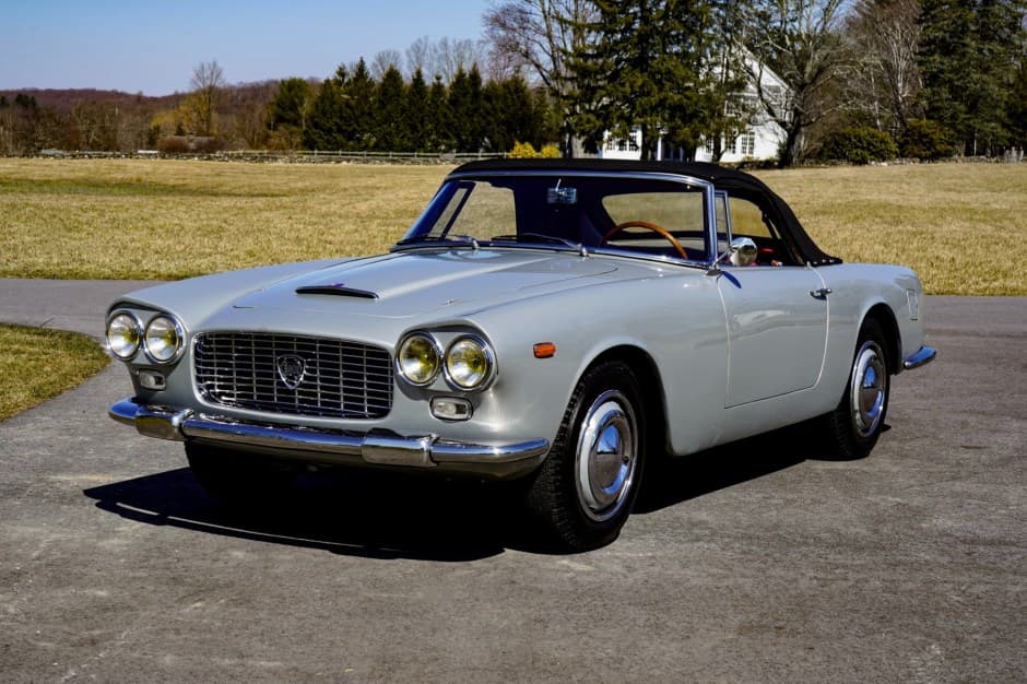 1963 Lancia Flaminia sold for $120,000