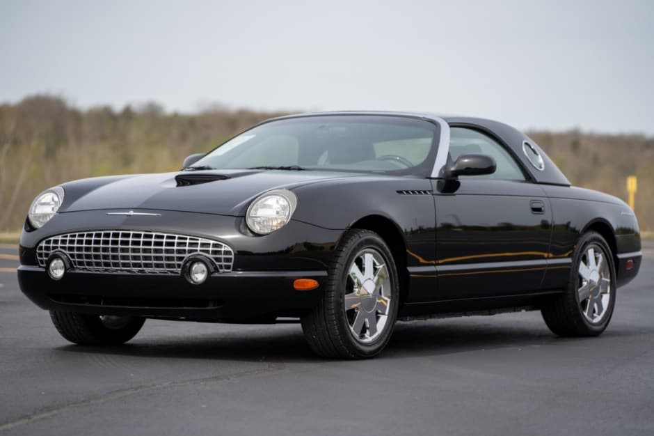 2002 Ford Thunderbird (2002-2005) sold for $26,750