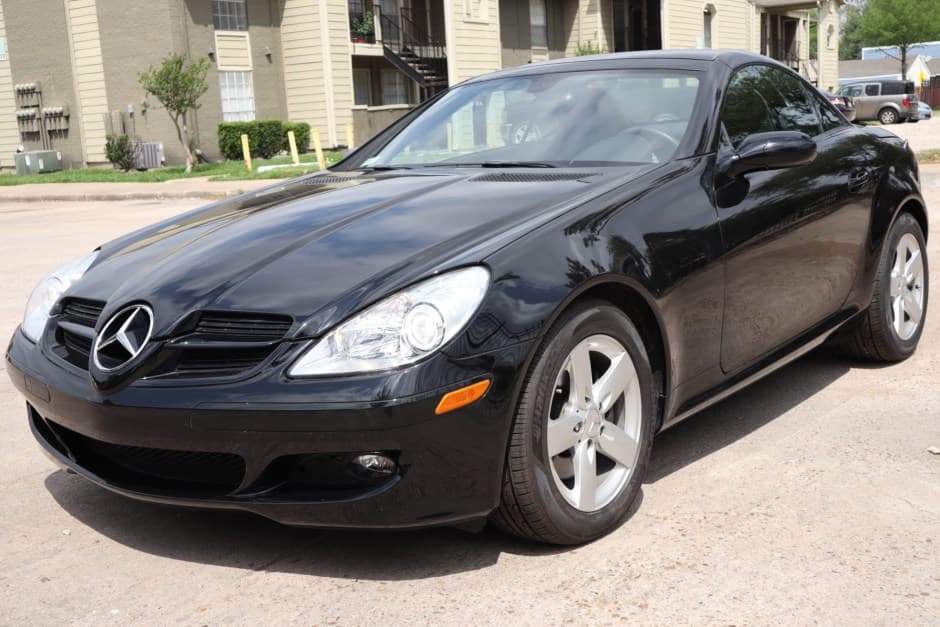 2006 Mercedes-Benz SLK-Class sold for $9,000