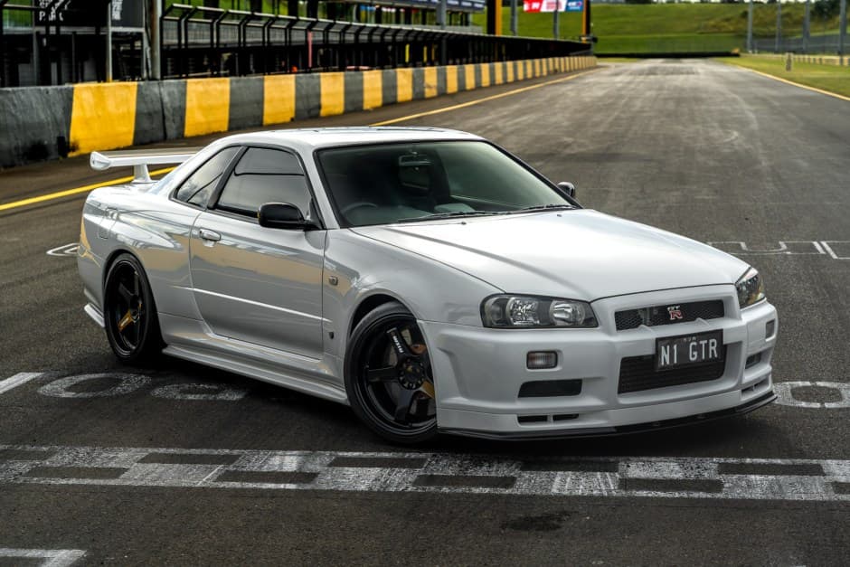 2000 Nissan R34 Skyline sold for $260,000