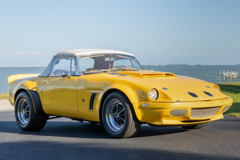 1970 MG MGB sold for $10,000