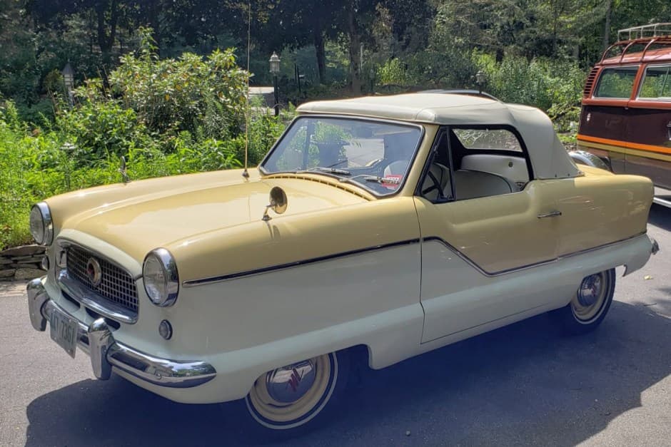 1958 Nash Metropolitan sold for $13,300