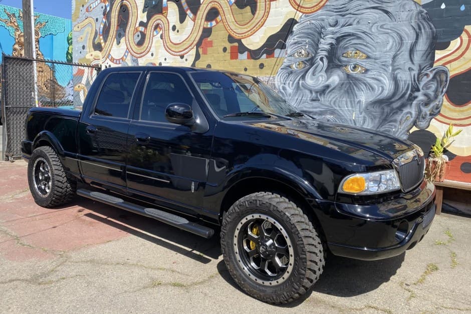 2002 Lincoln Blackwood & Mark LT sold for $18,000